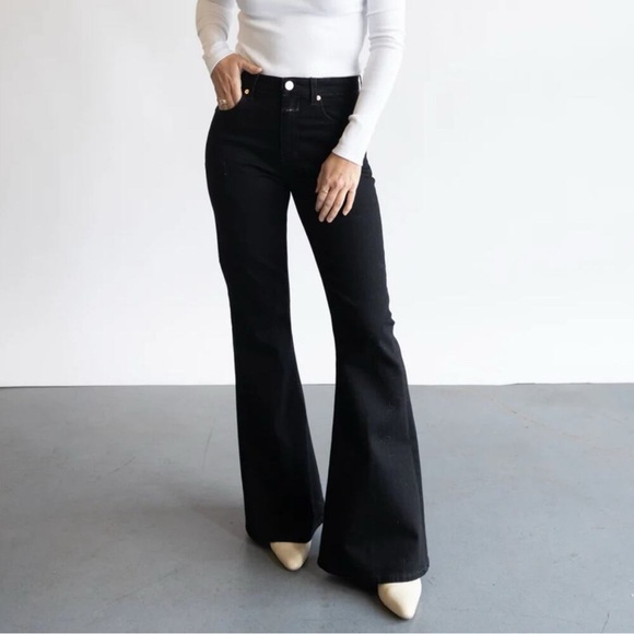 CLOSED Rawlin flare wide leg jeans black size 28 classic minimalist boho denim - Picture 1 of 8